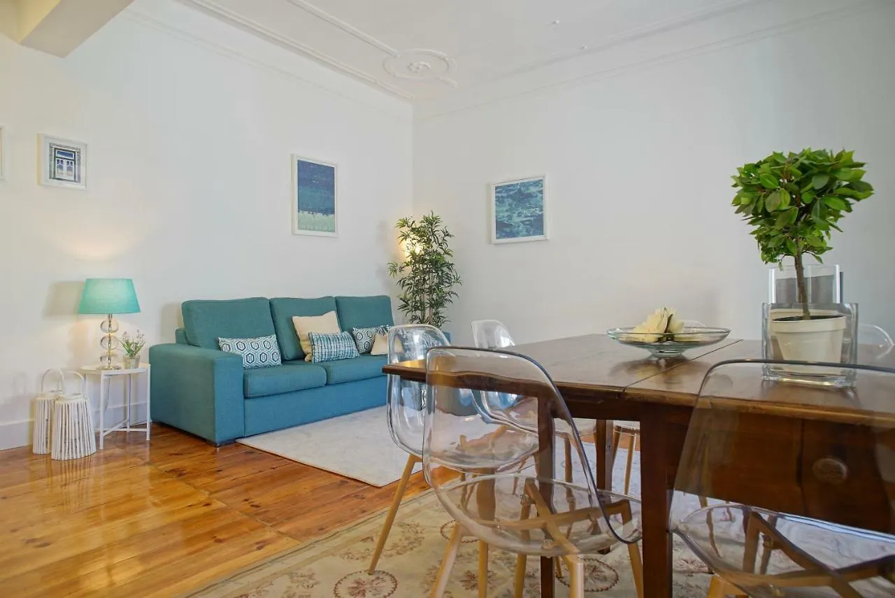 Lisbon City Center Apartment